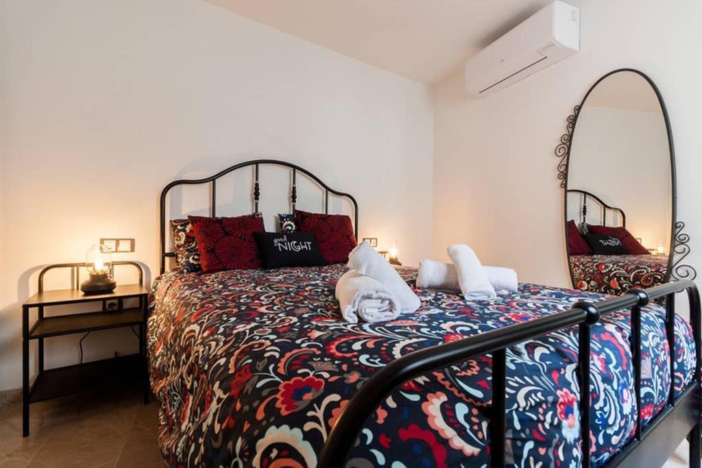 La Casa De Colon - Apartamento Doble En El Centro Apartman Cádiz Kültér fotó