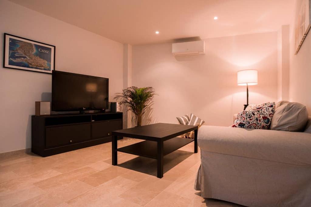 La Casa De Colon - Apartamento Doble En El Centro Apartman Cádiz Kültér fotó
